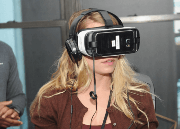 女性玩家在 VR 里被性骚扰？其实开发商们也没法管