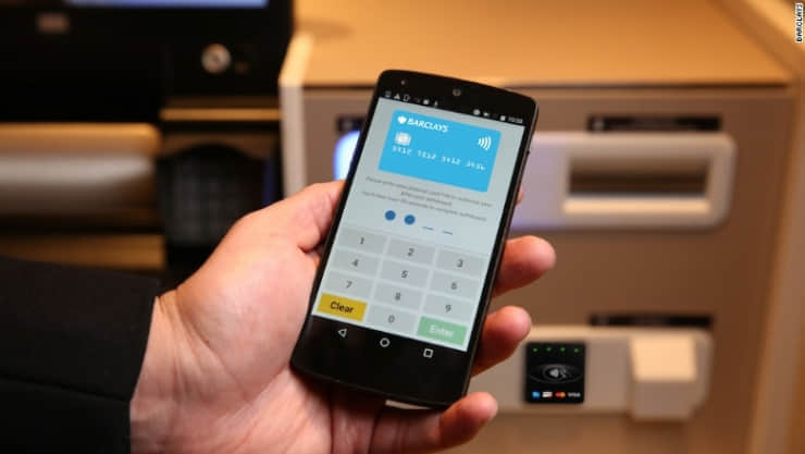 手机在 ATM 取现比银行卡更安全？英国巴克莱银行将全面普及