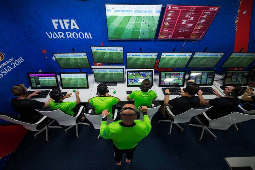 世界杯上备受争议的VAR技术是如何诞生的？
