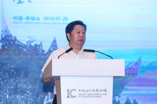 汽车进化论：从传统汽车到智能网联汽车
