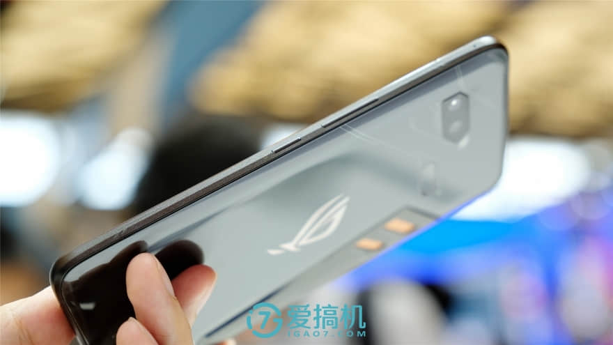 败家之眼 华硕ROG Phone游戏手机上手体验